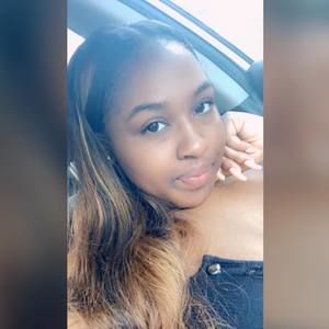 Meet your Posher, Libby